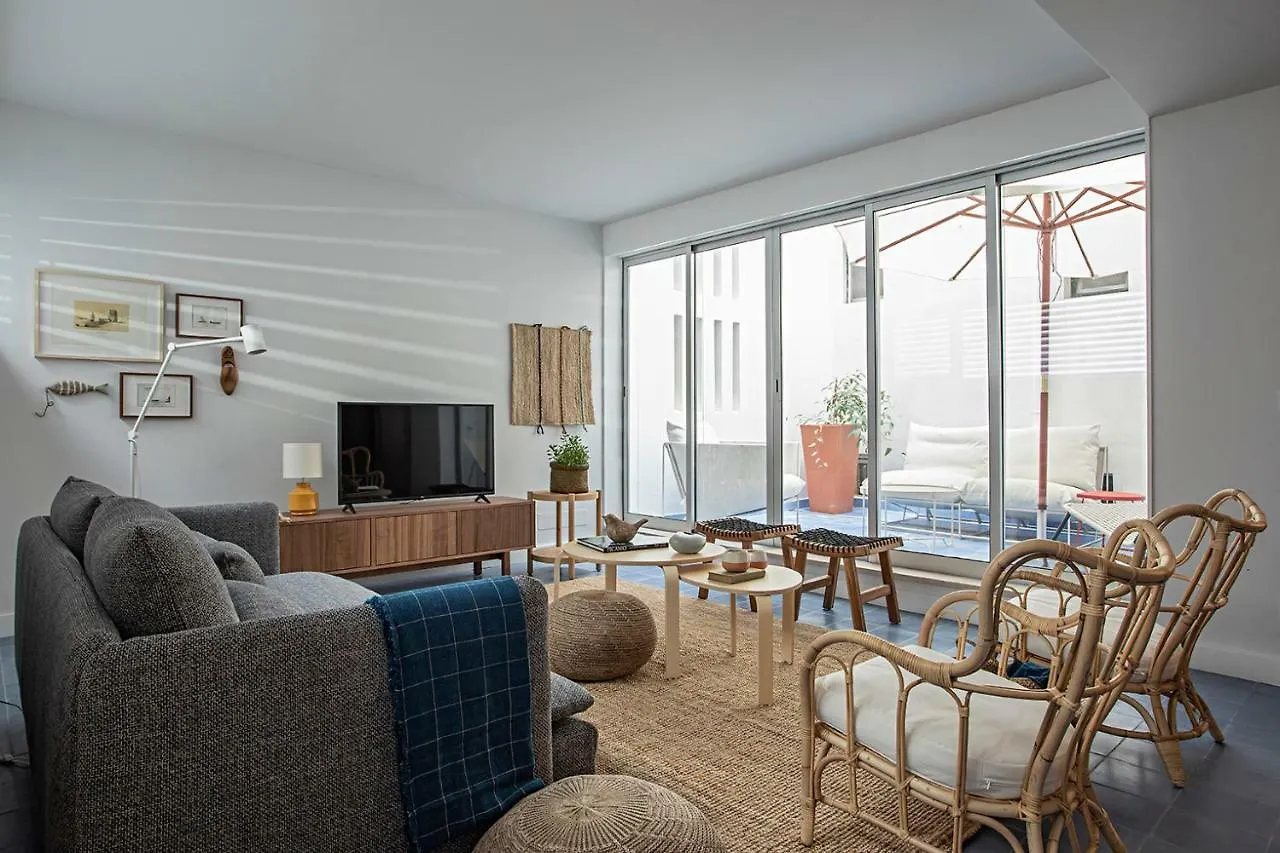 Piso Azul Premium Apartments In Bairro Alto Lisbon 0*,